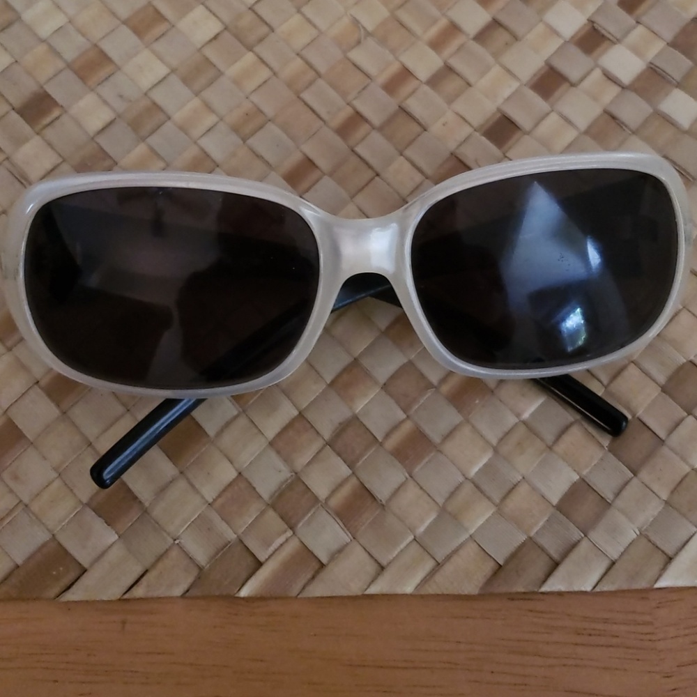 *SOLD*   VINTAGE FENDI SUNGLASSES FS309